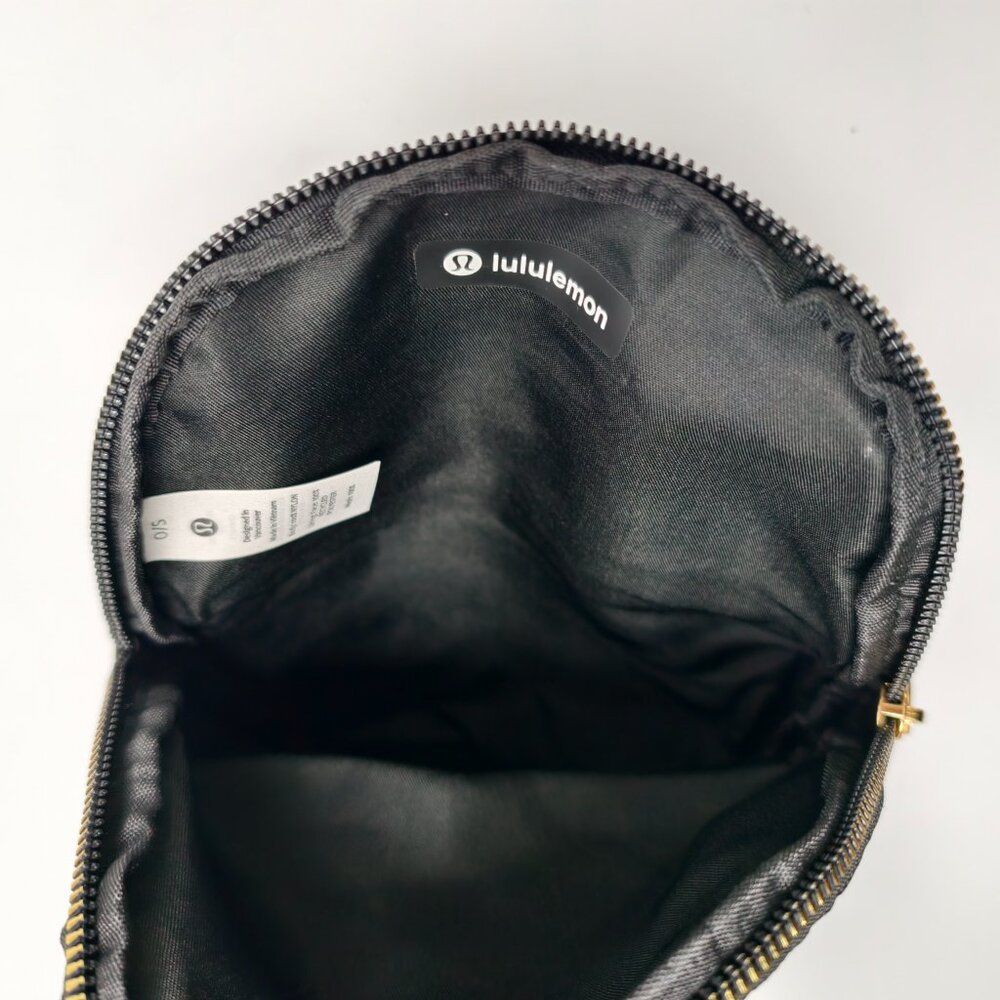 Lululemon All Night Festival Bag 2L - Picture 6 of 7